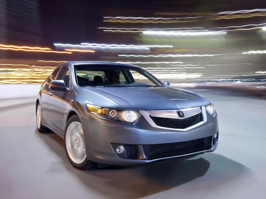  Acura TSX V6 2009 года  (фото 8 из 16)